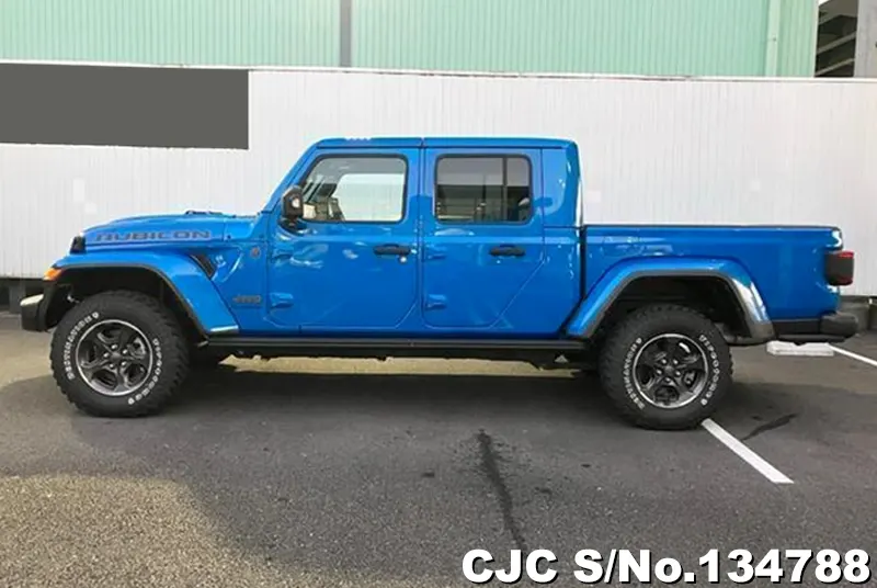 Chrysler Jeep Gladiator in Blue for Sale Image 4