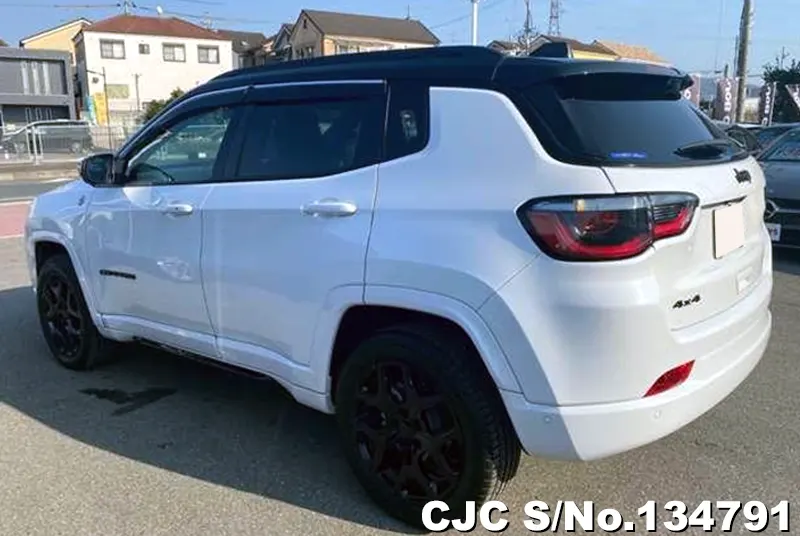 Chrysler Jeep Compass in White for Sale Image 1