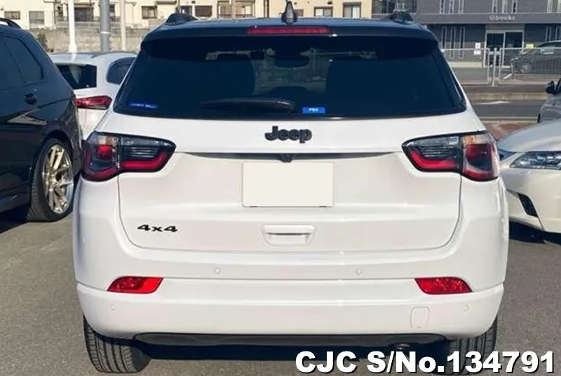 Chrysler Jeep Compass in White for Sale Image 4