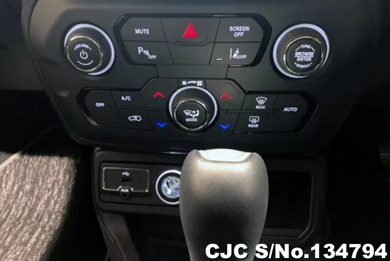Chrysler Jeep Wrangler in Black for Sale Image 12
