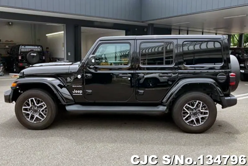 Chrysler Jeep Wrangler in Black for Sale Image 4
