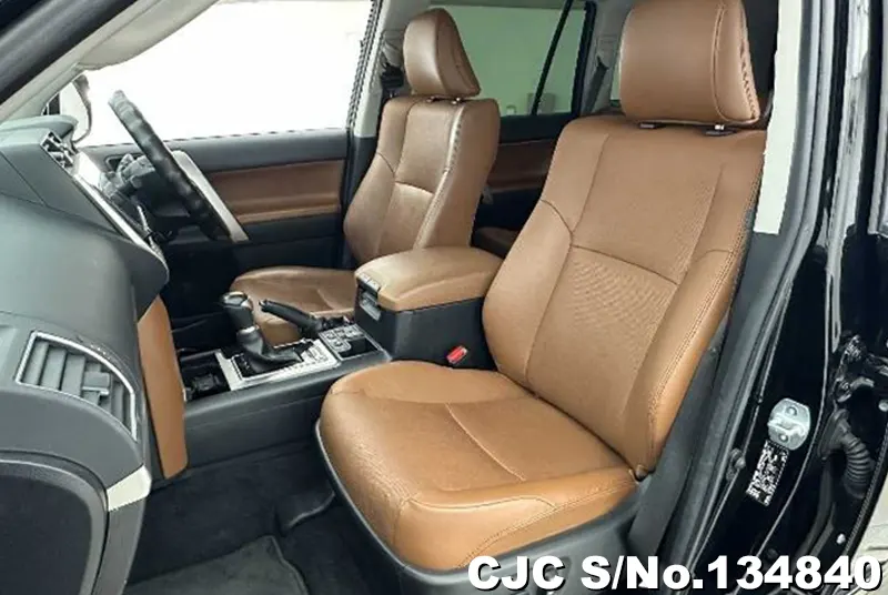Toyota Land Cruiser Prado in Black for Sale Image 11