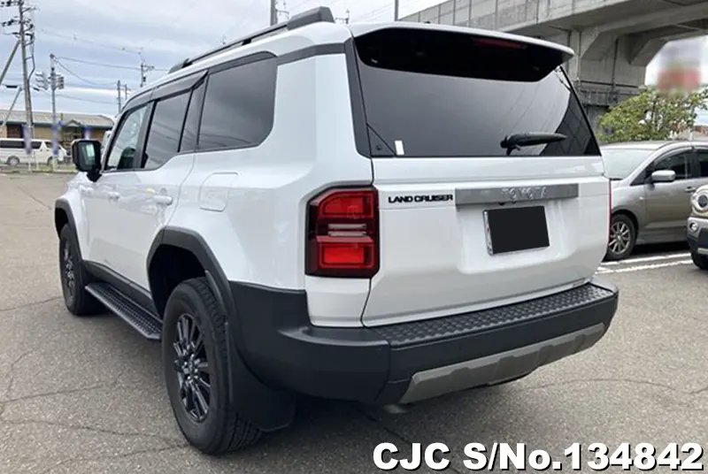 Toyota Land Cruiser 250 in White for Sale Image 1