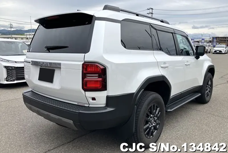 Toyota Land Cruiser 250 in White for Sale Image 2