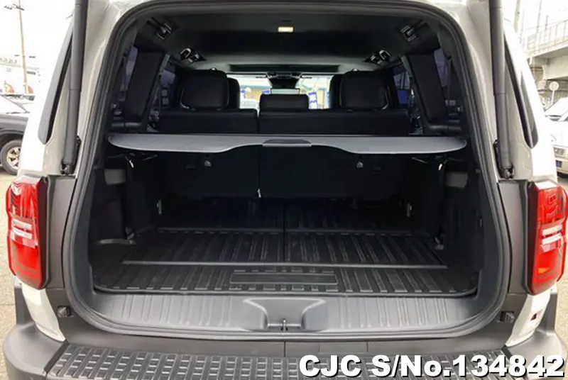 Toyota Land Cruiser 250 in White for Sale Image 7