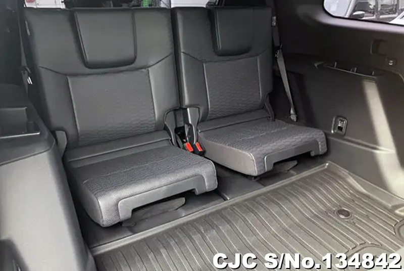 Toyota Land Cruiser 250 in White for Sale Image 12