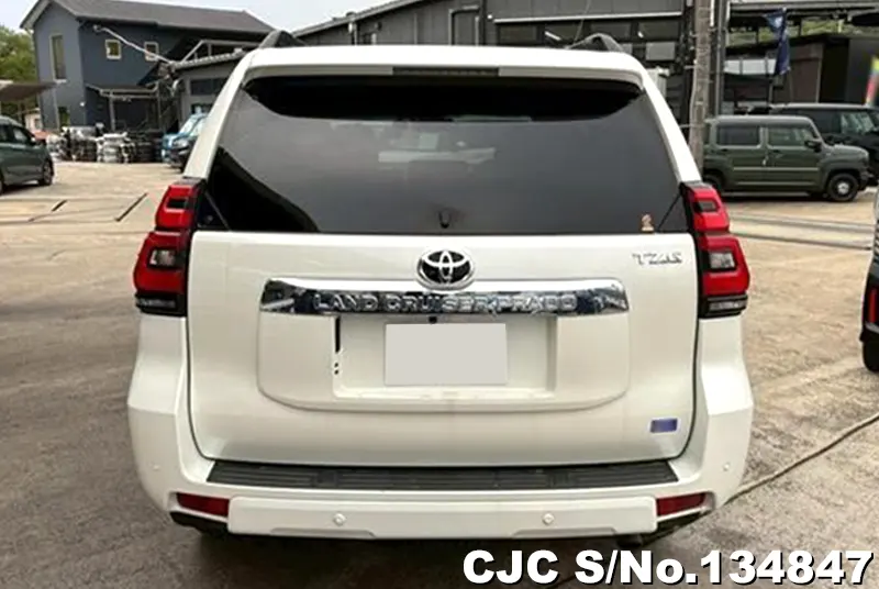 Toyota Land Cruiser Prado in Pearl for Sale Image 4