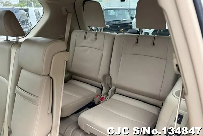 Toyota Land Cruiser Prado in Pearl for Sale Image 11