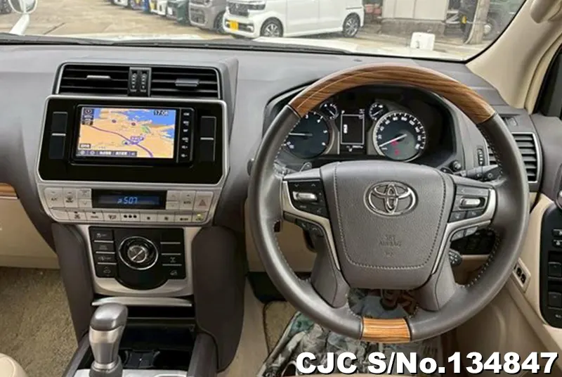 Toyota Land Cruiser Prado in Pearl for Sale Image 13