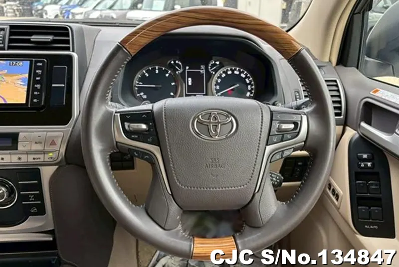 Toyota Land Cruiser Prado in Pearl for Sale Image 12