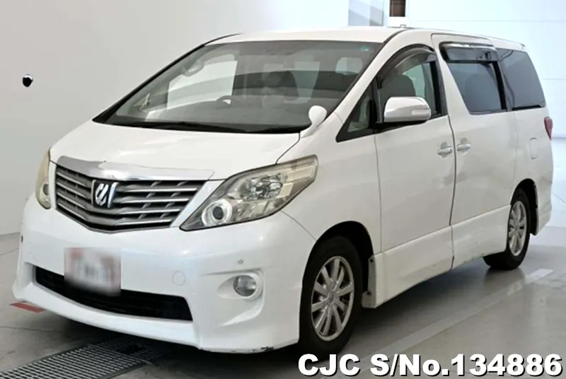 Toyota Alphard in White for Sale Image 3