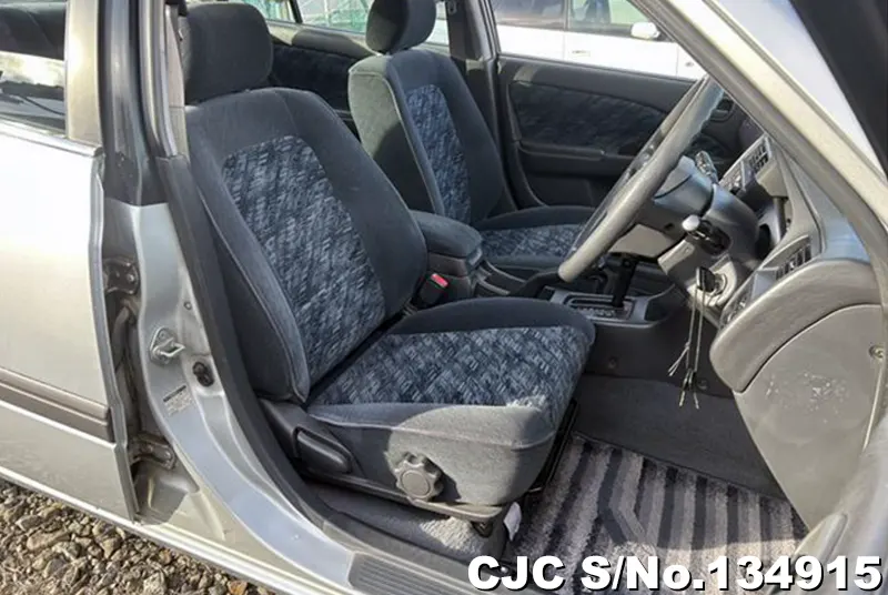 Toyota Carina in Silver for Sale Image 8