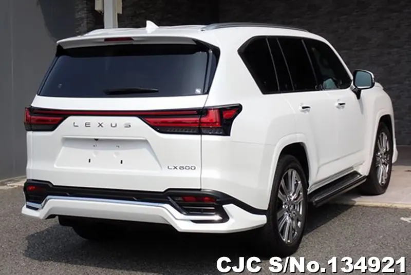 Lexus LX 600 in Pearl for Sale Image 2