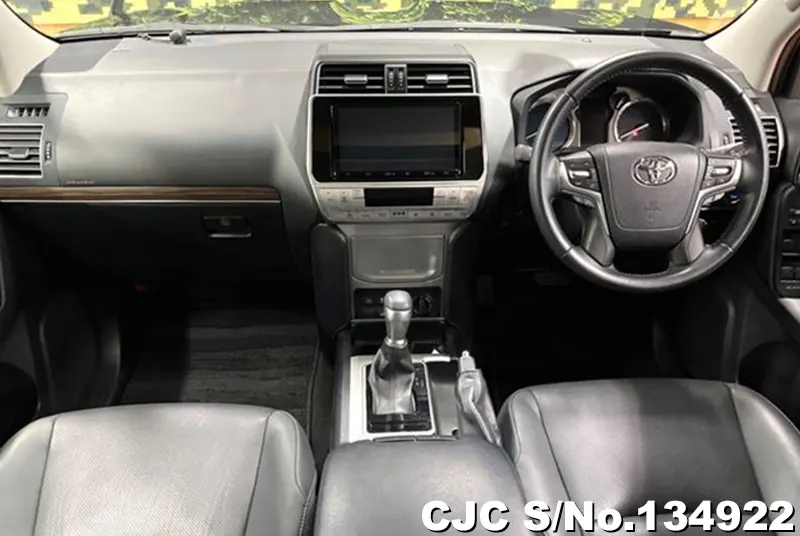 Toyota Land Cruiser Prado in Black for Sale Image 2