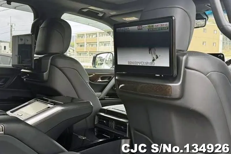 Lexus LX 600 in White for Sale Image 5