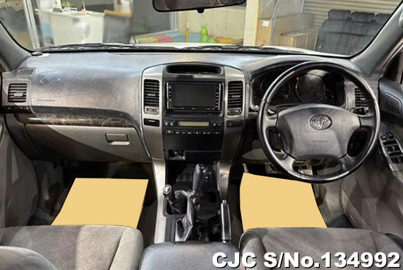 Toyota Land Cruiser Prado in White for Sale Image 8