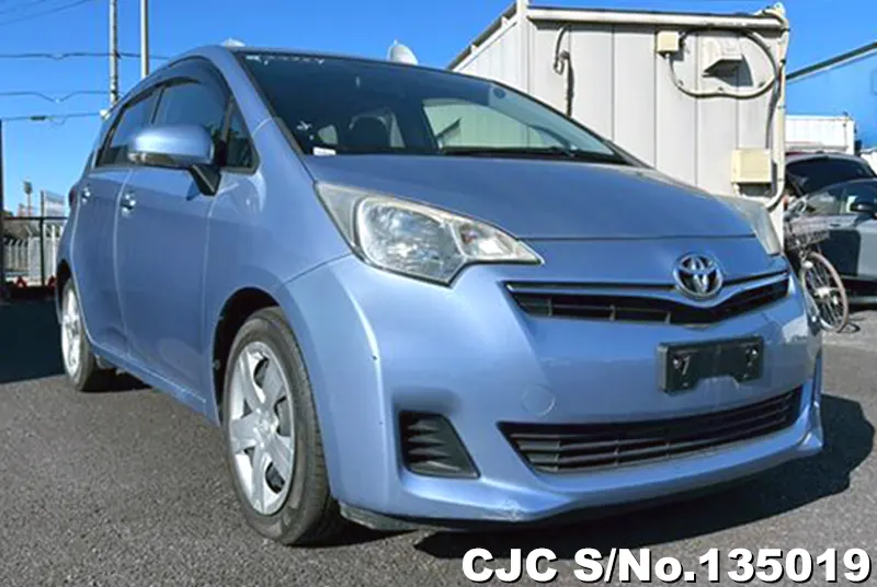 Toyota / Ractis 2012