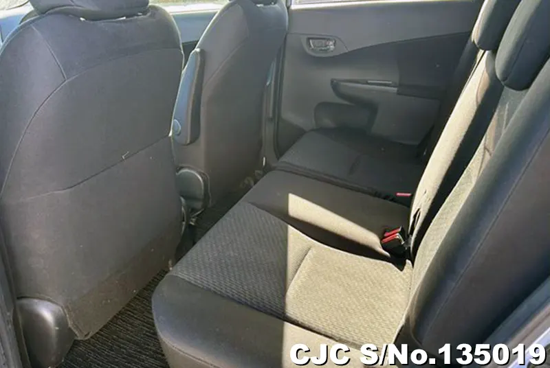 Toyota Ractis in Blue for Sale Image 12