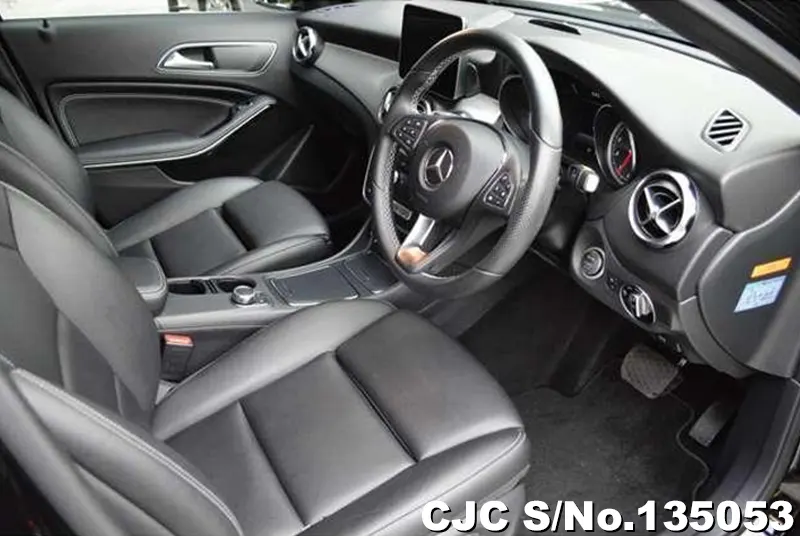 Mercedes Benz GLA Class in Black for Sale Image 8