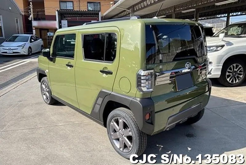 Daihatsu Taft in Green for Sale Image 1