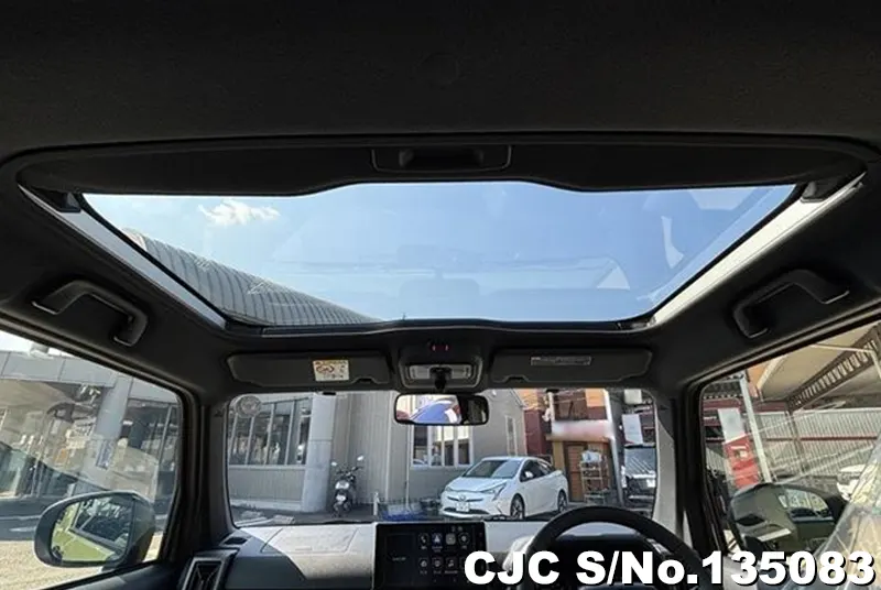 Daihatsu Taft in Green for Sale Image 8