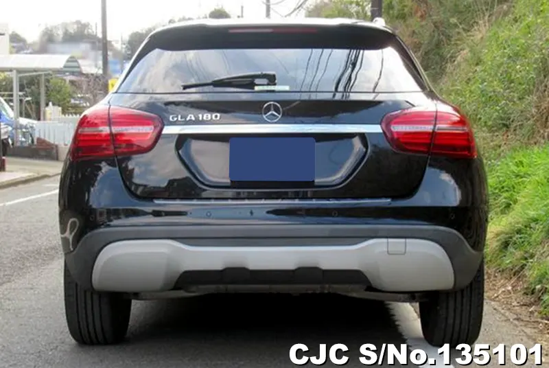 Mercedes Benz GLA Class in Black for Sale Image 5