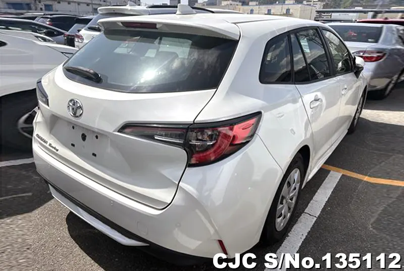 Toyota Corolla Touring in White for Sale Image 2