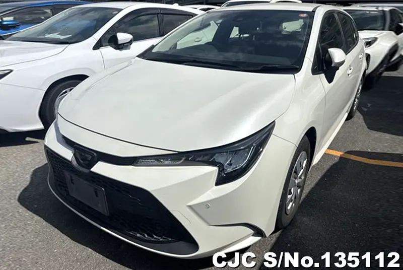 Toyota Corolla Touring in White for Sale Image 3