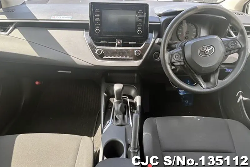 Toyota Corolla Touring in White for Sale Image 4
