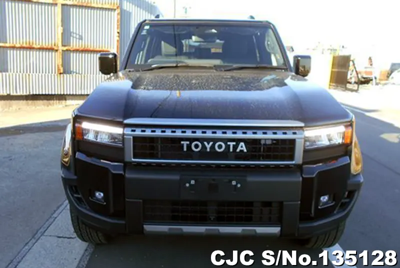Toyota Land Cruiser 250 in Black for Sale Image 2