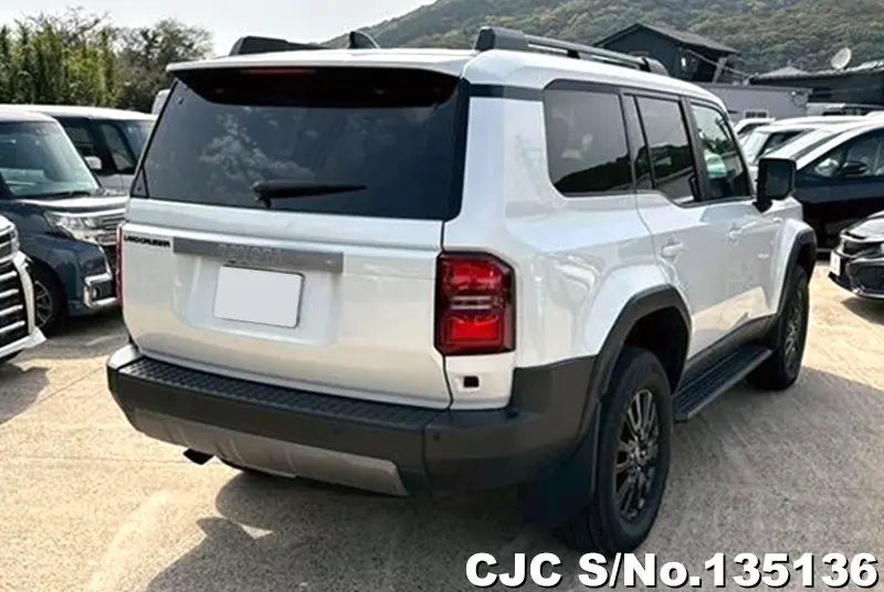 Toyota Land Cruiser 250 in Pearl for Sale Image 2