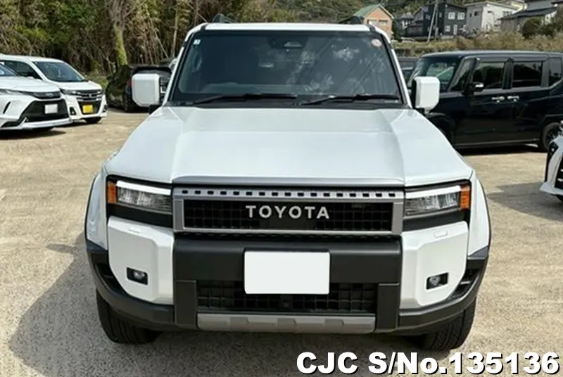 Toyota Land Cruiser 250 in Pearl for Sale Image 4