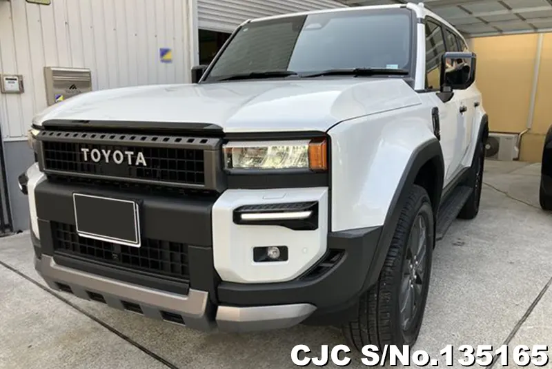 Toyota Land Cruiser 250 in White for Sale Image 1