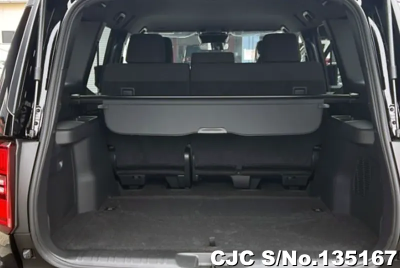 Toyota Land Cruiser 250 in Black for Sale Image 6