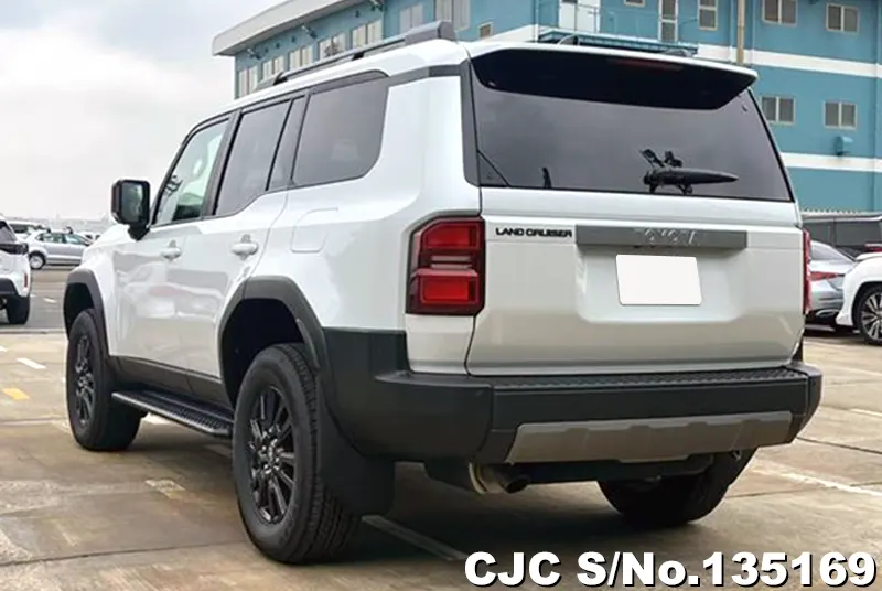 Toyota Land Cruiser 250 in White for Sale Image 1