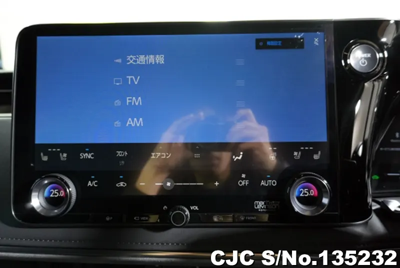 Lexus LM500h in Black for Sale Image 10