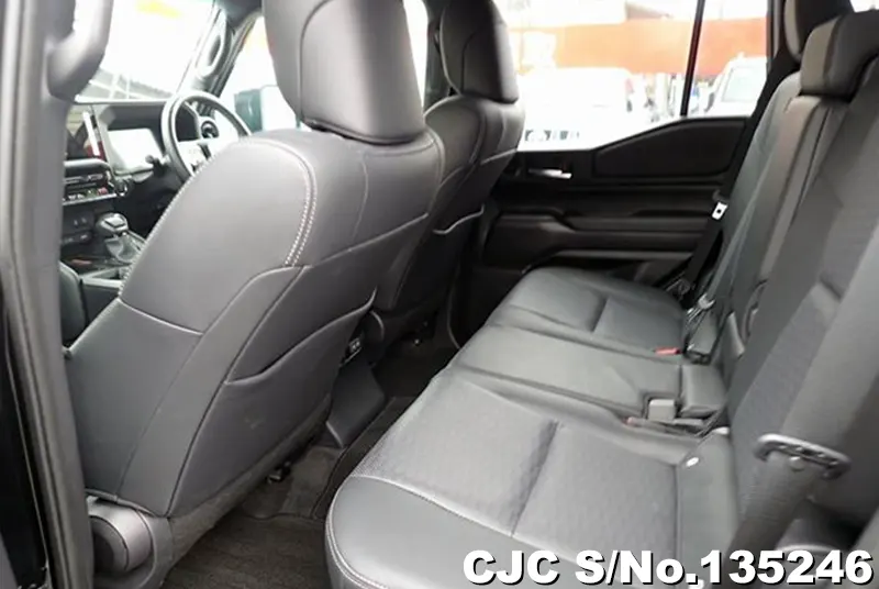 Toyota Land Cruiser 250 in Black for Sale Image 10