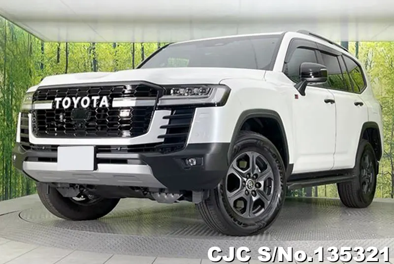 Toyota Land Cruiser in Pearl for Sale Image 3