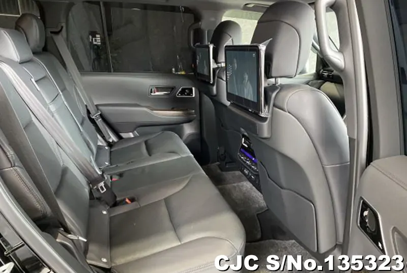 Toyota Land Cruiser in Black for Sale Image 10