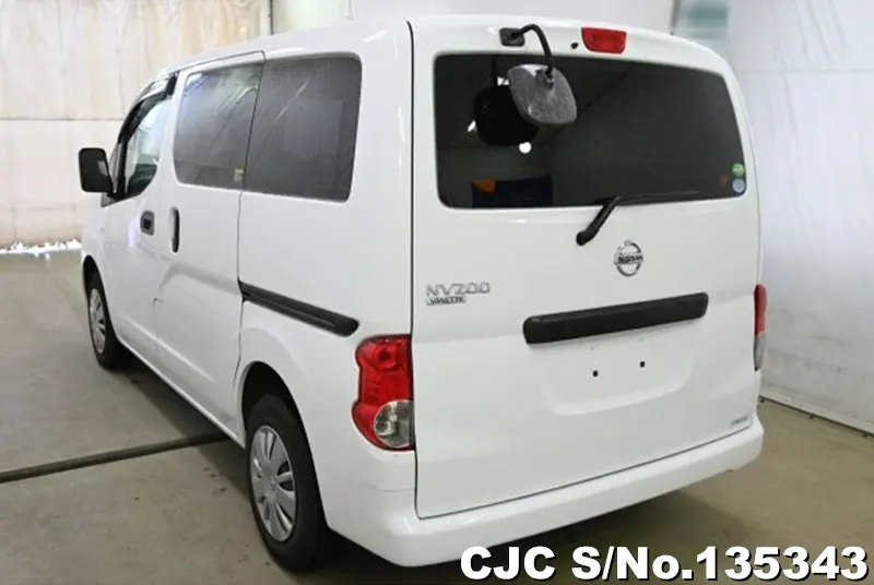 Nissan NV200 in White for Sale Image 1
