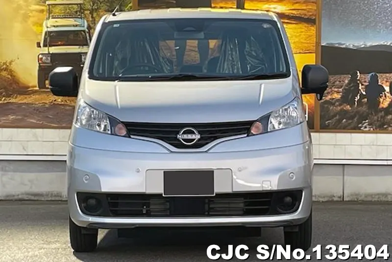 Nissan NV200 in Silver for Sale Image 3