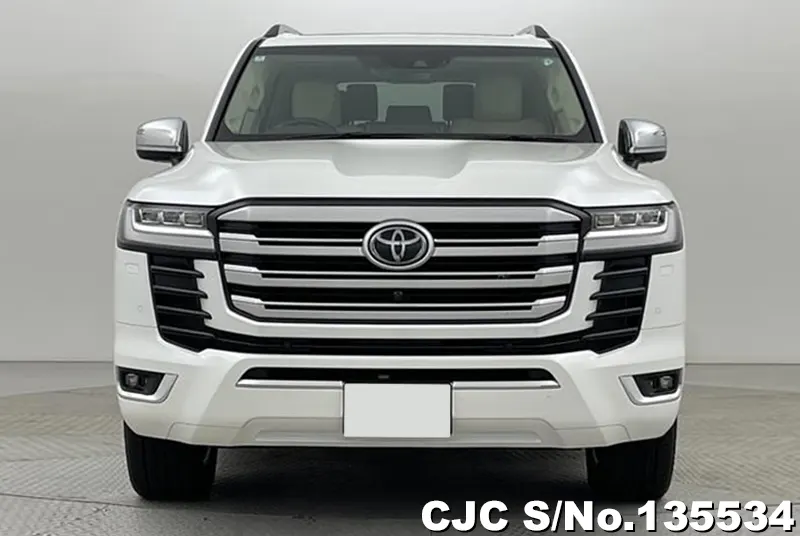 Toyota Land Cruiser in Pearl for Sale Image 3