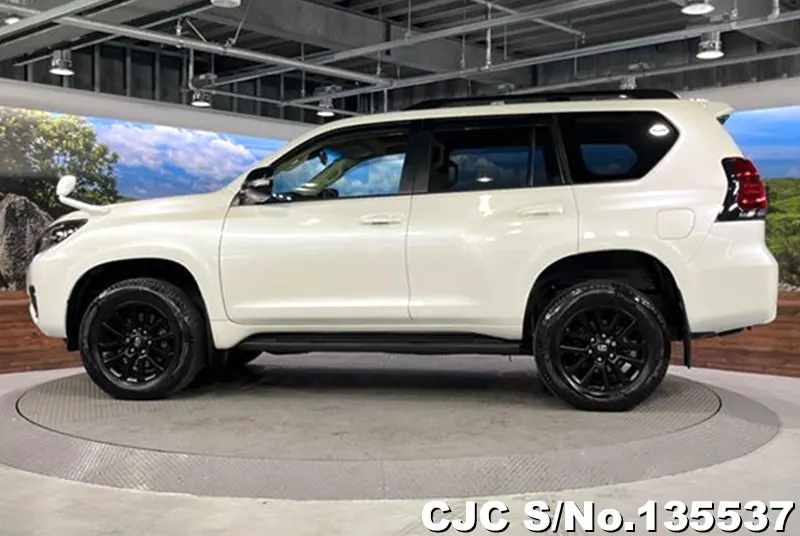 Toyota Land Cruiser Prado in Pearl for Sale Image 7