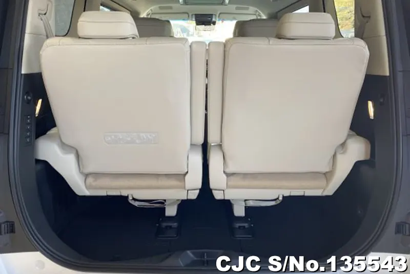 Lexus LM500h in Pearl for Sale Image 8
