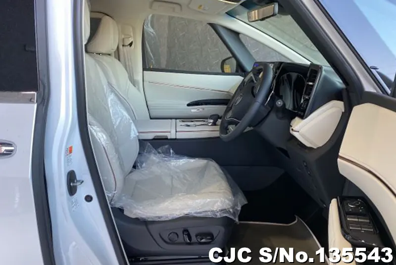 Lexus LM500h in Pearl for Sale Image 10