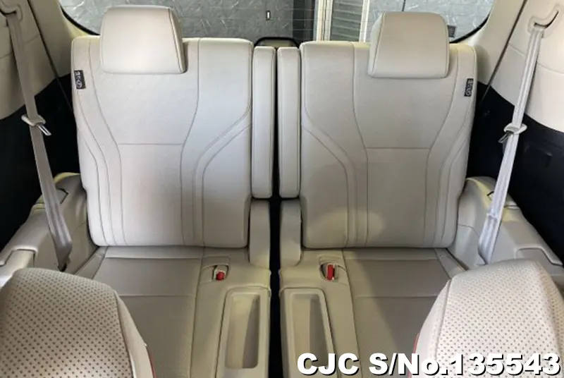 Lexus LM500h in Pearl for Sale Image 11