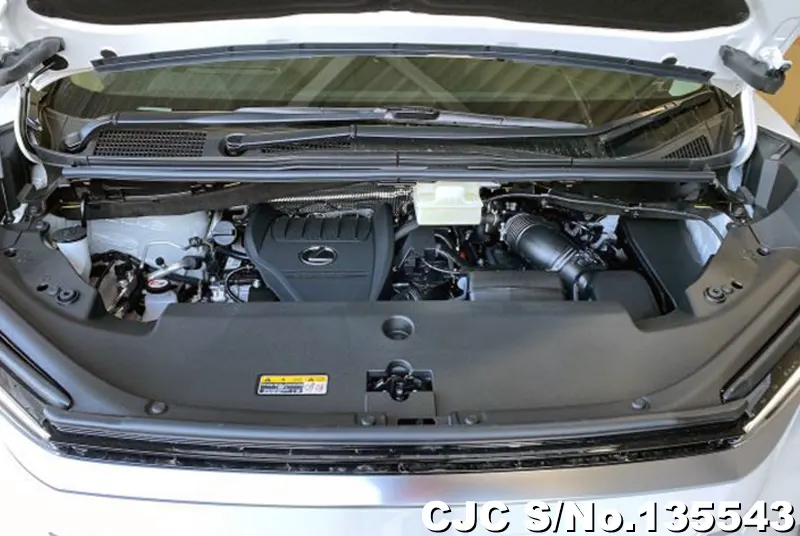 Lexus LM500h in Pearl for Sale Image 12