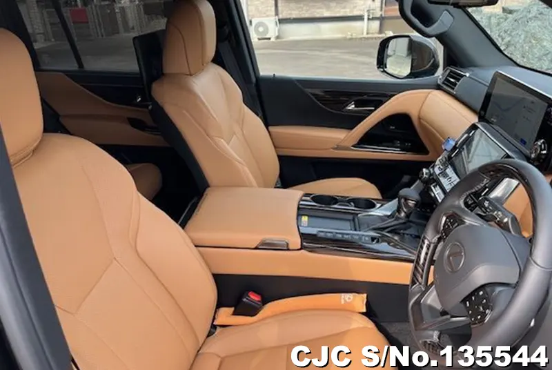 Lexus LX 600 in Black for Sale Image 7