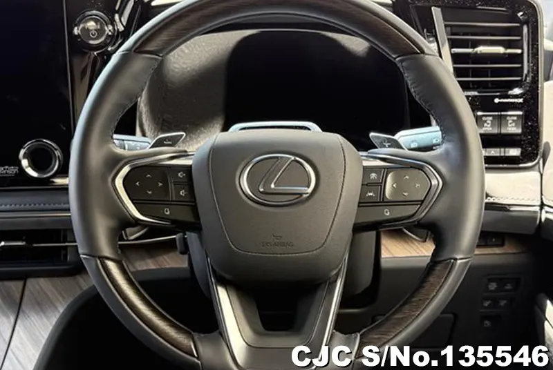 Lexus LM500h in Pearl for Sale Image 4