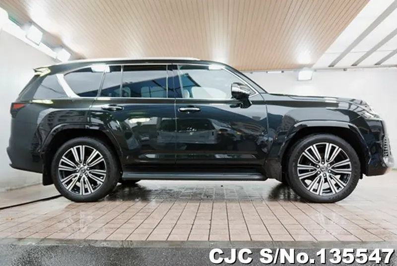 Lexus LX 600 in Black for Sale Image 2
